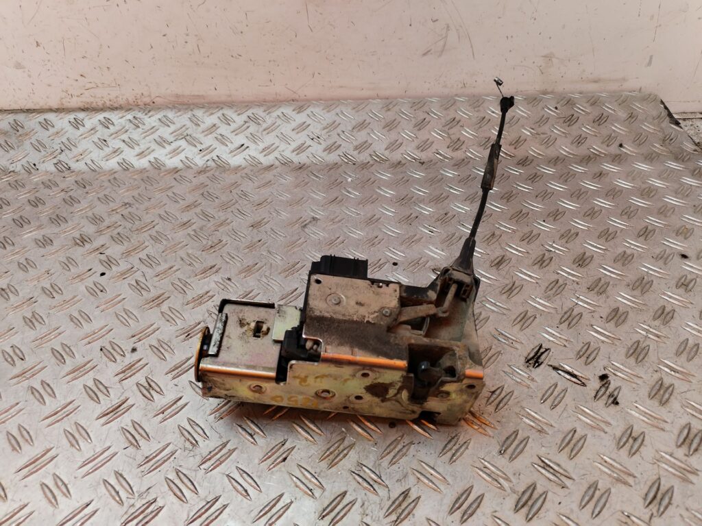 CERRADURA PUERTA DELANTERA IZQUIERDA 129374