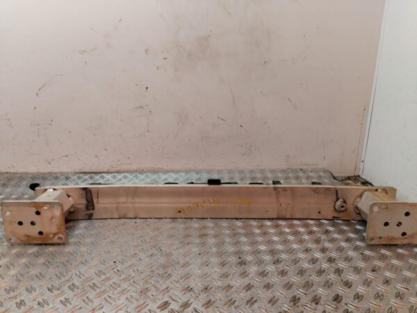REFUERZO PARAGOLPES DELANTERO 130183