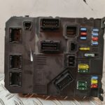 CAJA RELES / FUSIBLES 129968