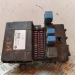 CAJA RELES / FUSIBLES 129983