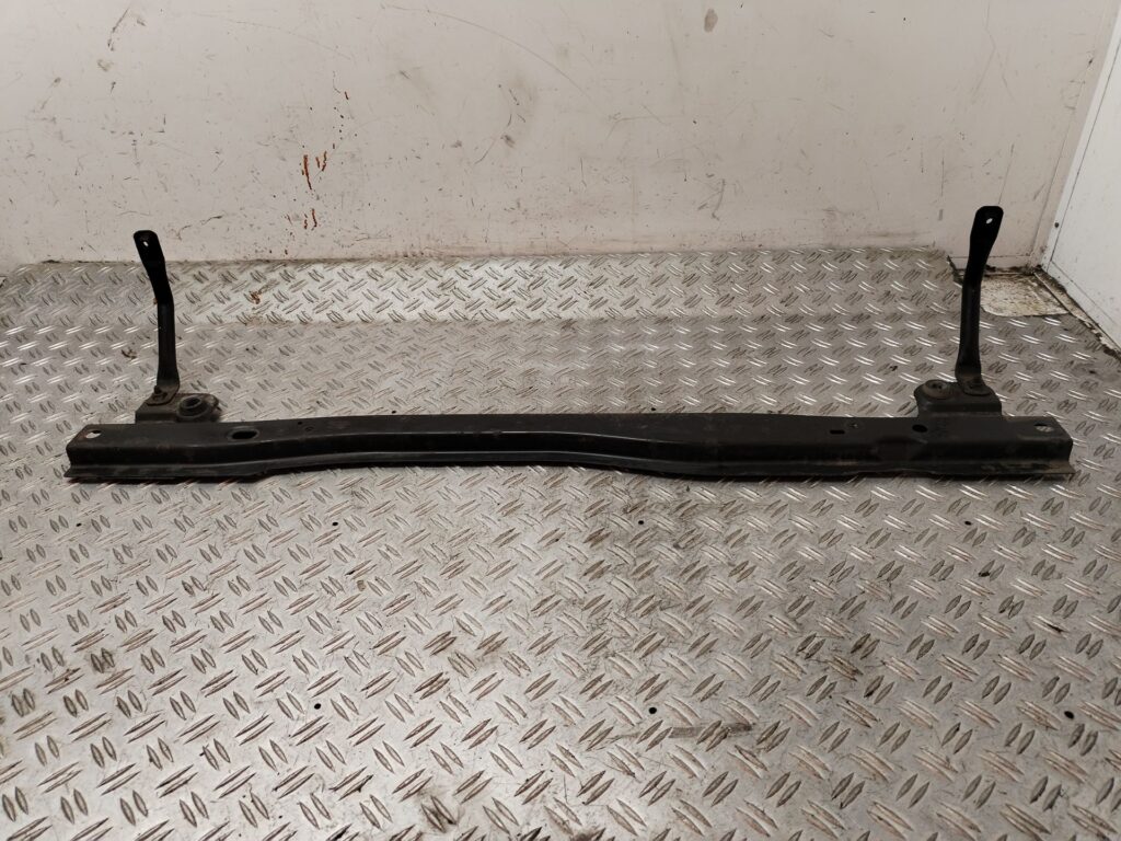 REFUERZO PARAGOLPES DELANTERO 130859