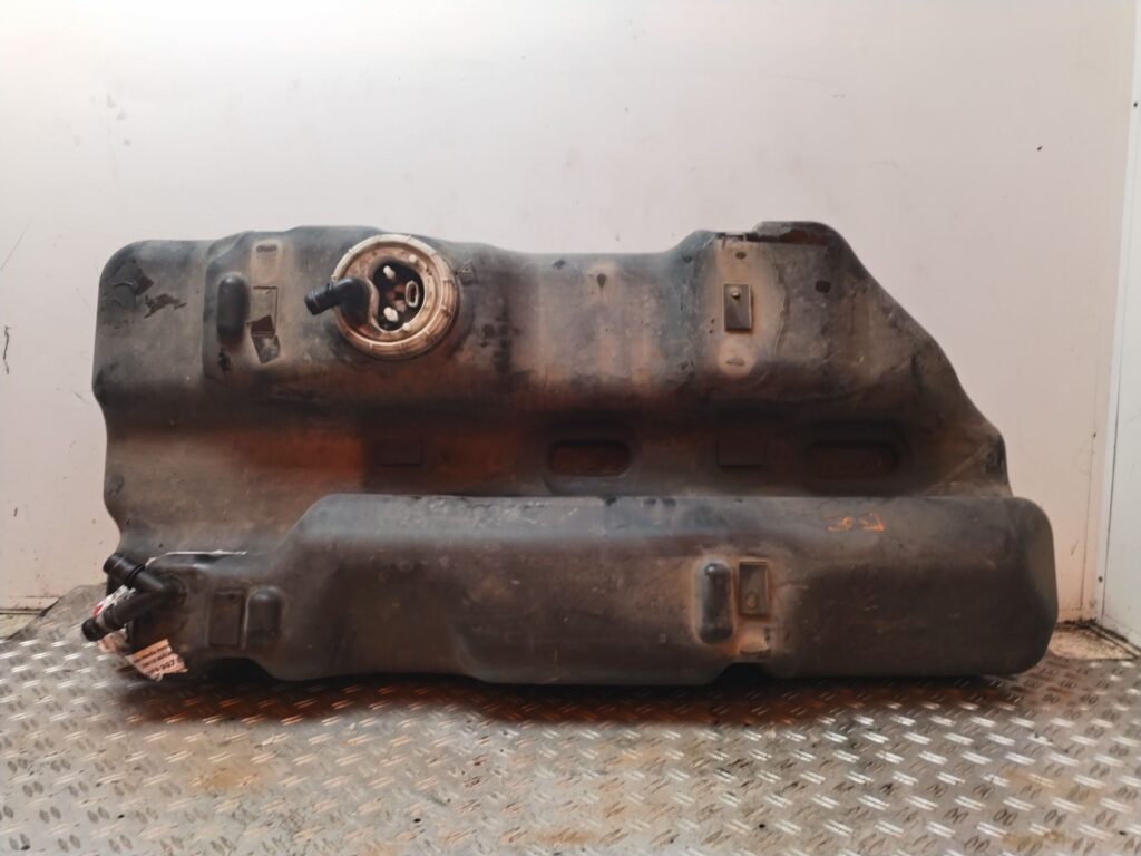 DEPOSITO COMBUSTIBLE 130726