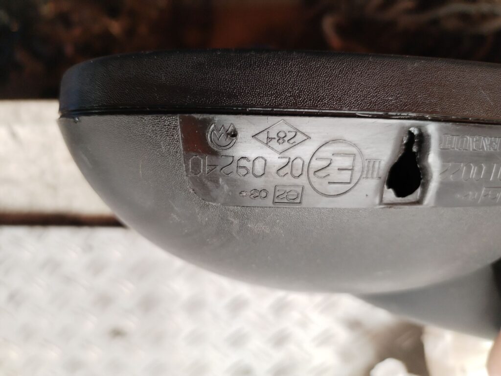 RETROVISOR IZQUIERDO 130747