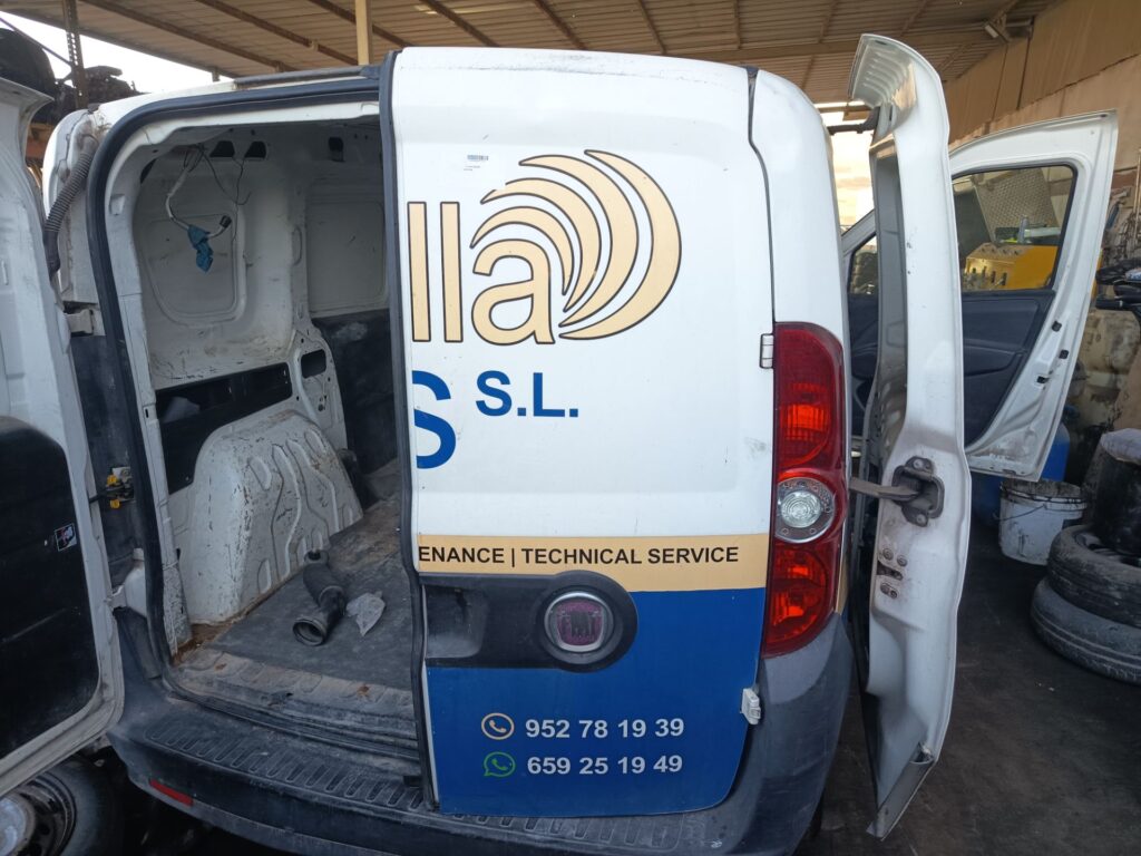 PORTON TRASERO DERECHO 131227