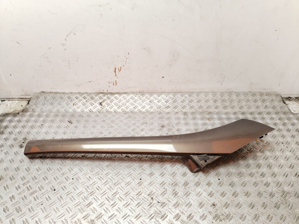 MOLDURA 130920