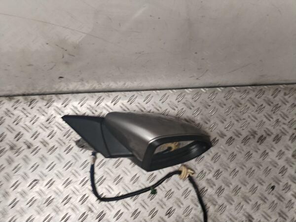 RETROVISOR DERECHO 131010