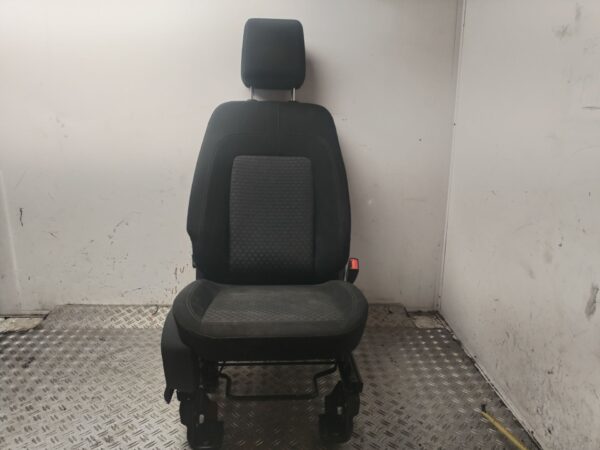 ASIENTO DELANTERO DERECHO 130806