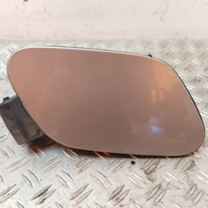 TAPA EXTERIOR COMBUSTIBLE 131001