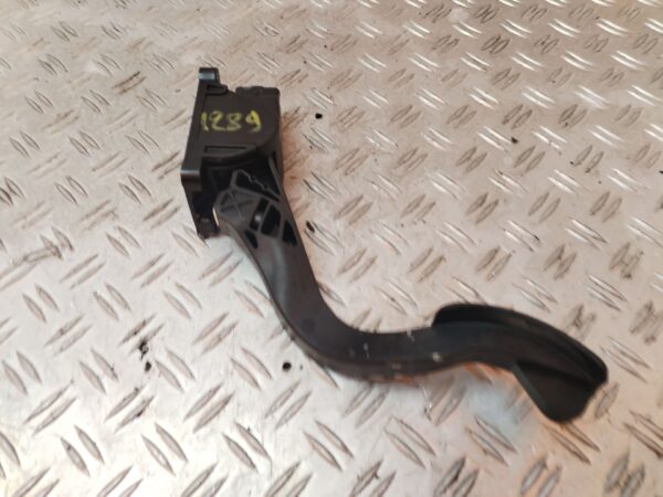 PEDAL ACELERADOR 130313