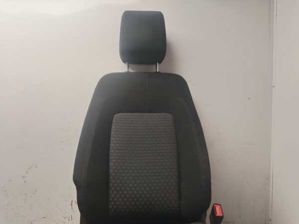 ASIENTO DELANTERO DERECHO 130806