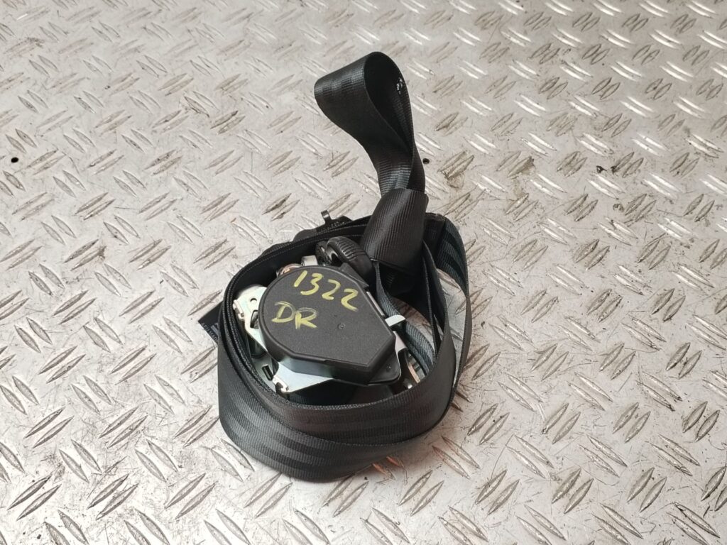 CINTURON SEGURIDAD DELANTERO DERECHO 130968