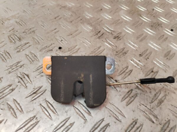 CERRADURA MALETERO / PORTON 131267