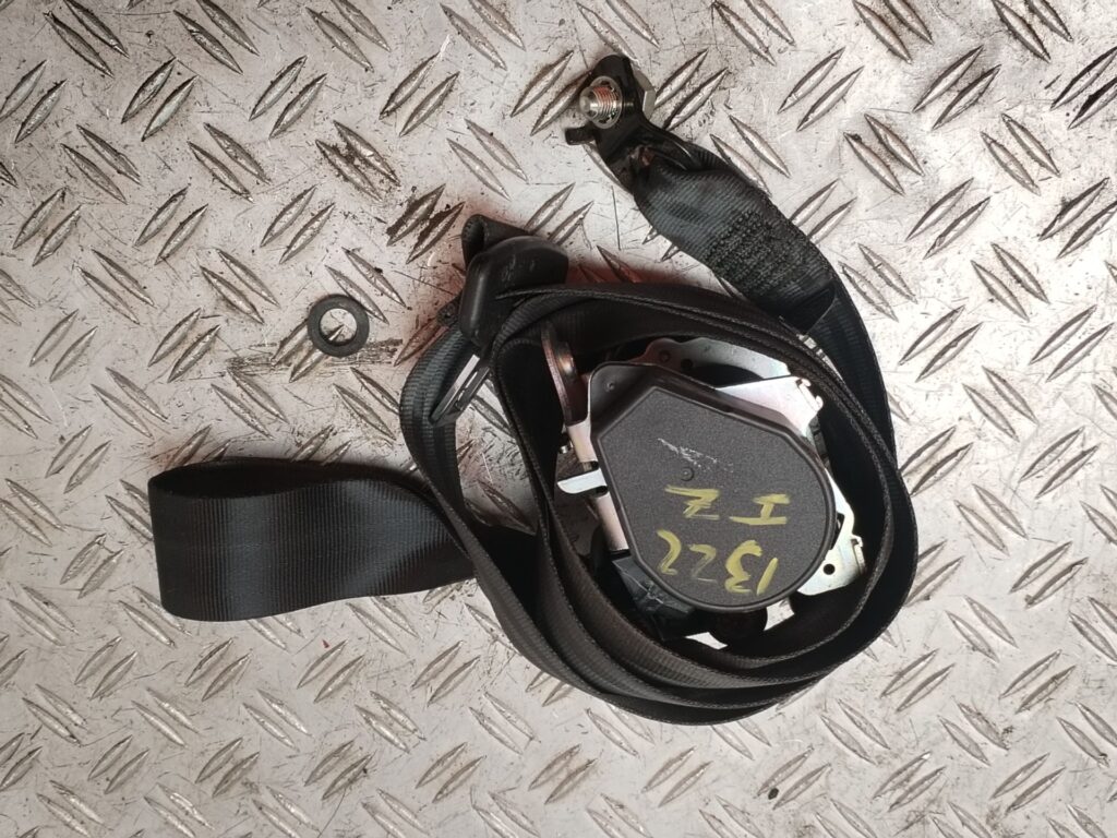 CINTURON SEGURIDAD DELANTERO IZQUIERDO 130974
