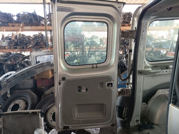 PORTON TRASERO IZQUIERDO 130683