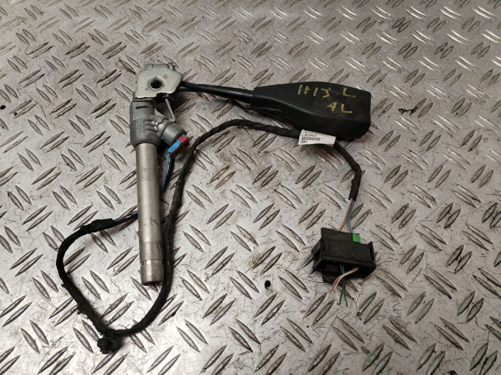 PRETENSOR AIRBAG IZQUIERDO 130647