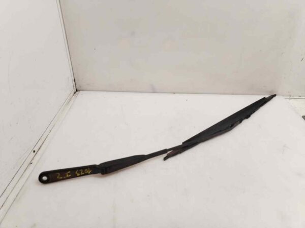 BRAZO LIMPIA DELANTERO IZQUIERDO 123896
