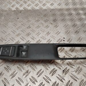 MANDO ELEVALUNAS DELANTERO IZQUIERDO 125813