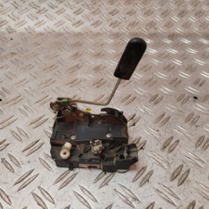 CERRADURA PUERTA DELANTERA DERECHA 131132