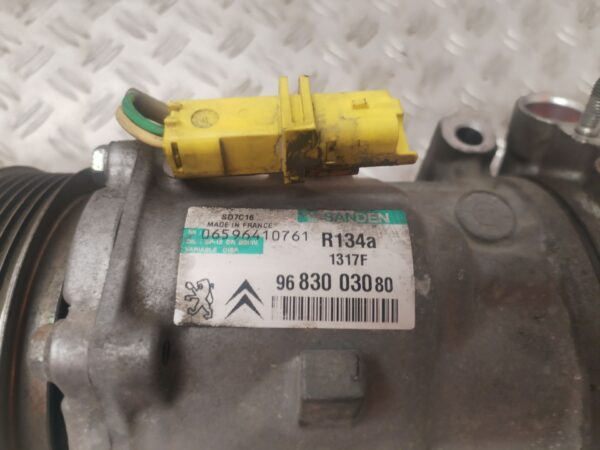 COMPRESOR AIRE ACONDICIONADO 131205