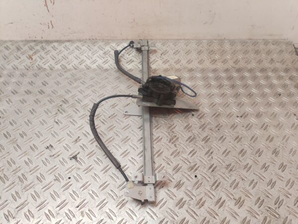 ELEVALUNAS DELANTERO IZQUIERDO 130796