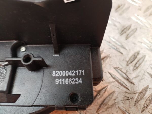 CERRADURA PUERTA DELANTERA DERECHA 130740