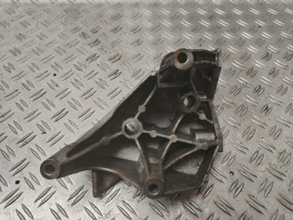 SOPORTE MOTOR 126522