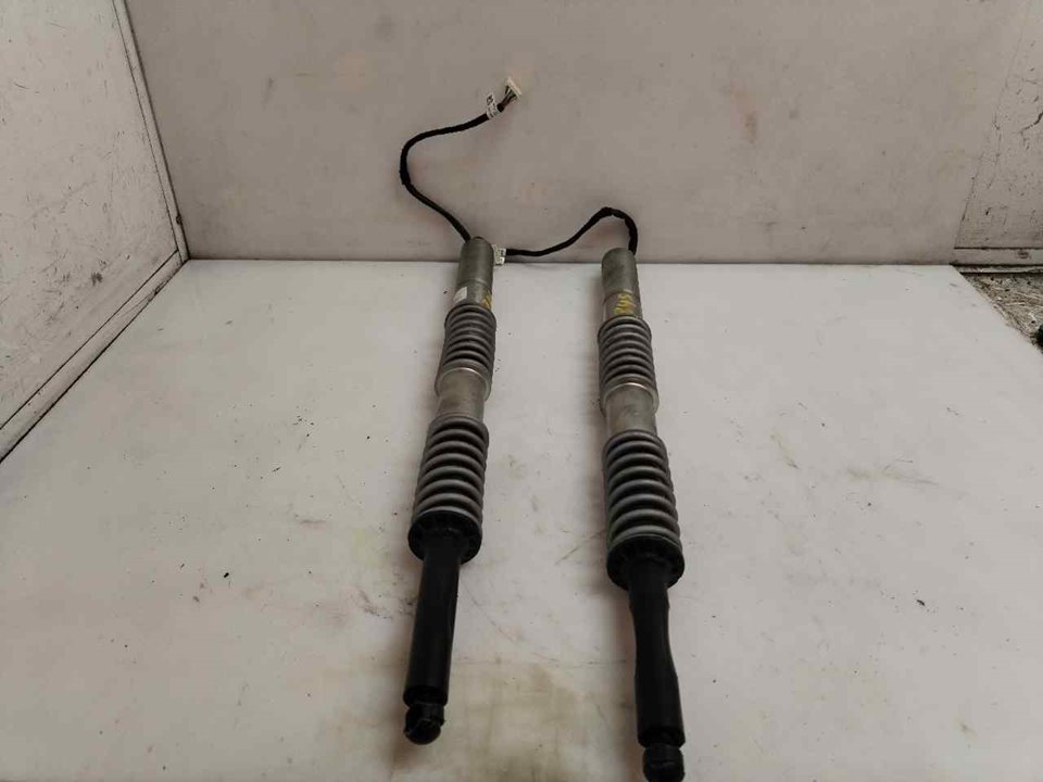 AMORTIGUADORES MALETERO / PORTON 121835