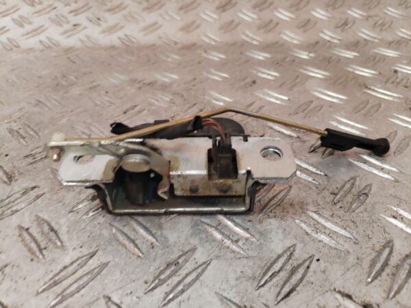 CERRADURA MALETERO / PORTON 131267