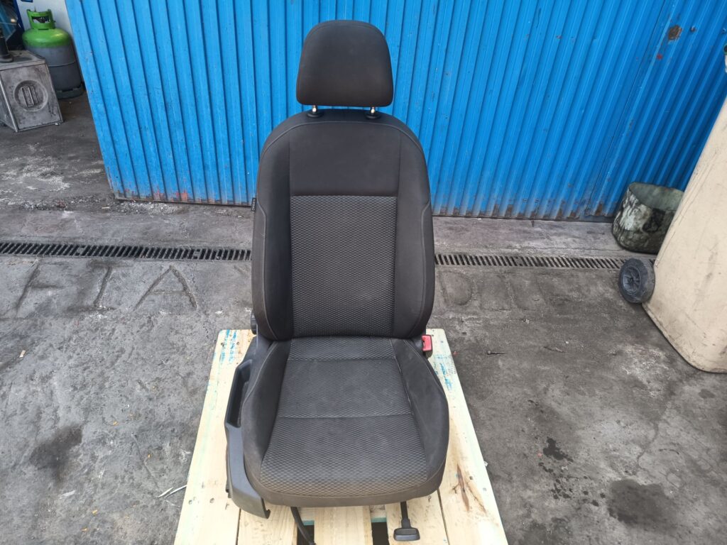JUEGO ASIENTOS COMPLETO 130993