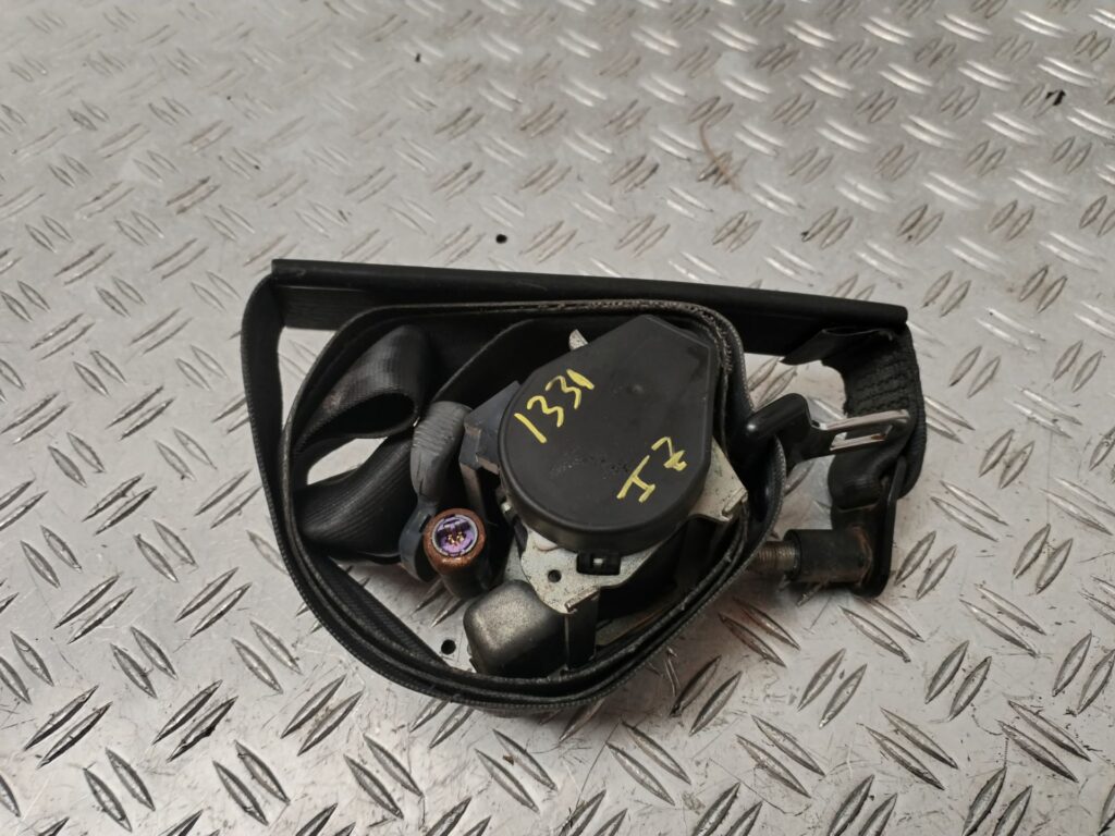 CINTURON SEGURIDAD DELANTERO IZQUIERDO 131331