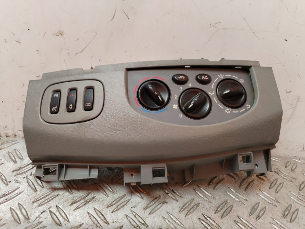 MANDO CALEFACCION / AIRE ACONDICIONADO 130737