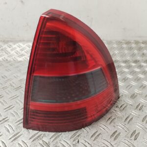 PILOTO TRASERO DERECHO 130845