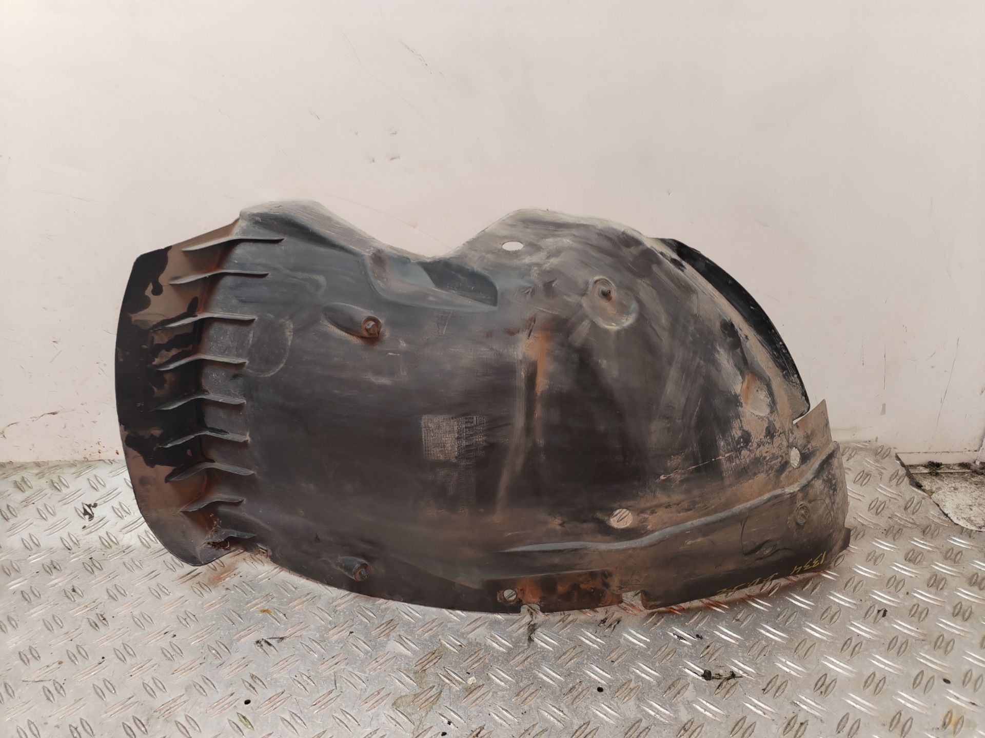 PASO RUEDA DELANTERO IZQUIERDO 131556