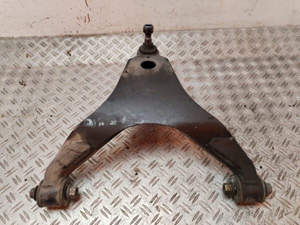 BRAZO SUSPENSION INFERIOR DELANTERO DERECHO 130889