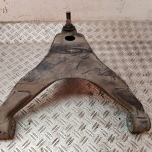 BRAZO SUSPENSION INFERIOR DELANTERO IZQUIERDO 130888