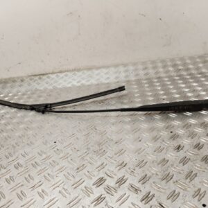 BRAZO LIMPIA DELANTERO DERECHO 130064