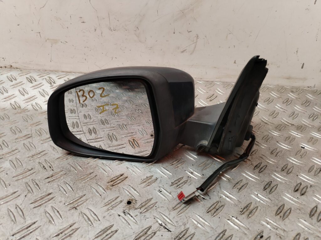 RETROVISOR IZQUIERDO 132599