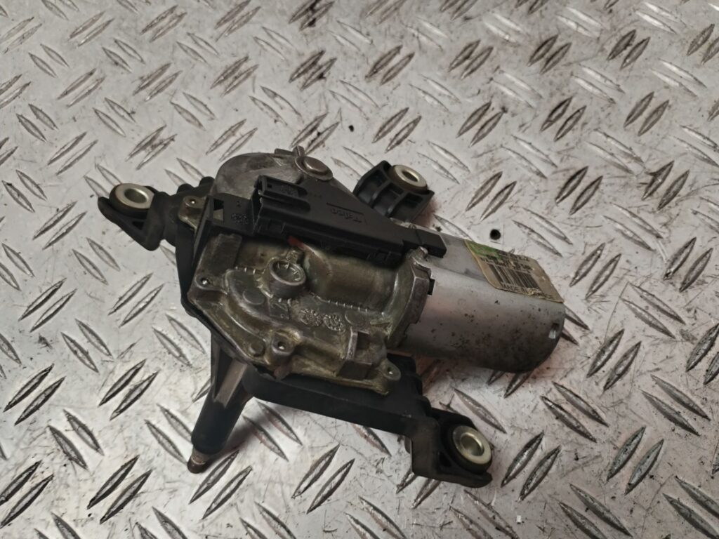 MOTOR LIMPIA TRASERO 131614