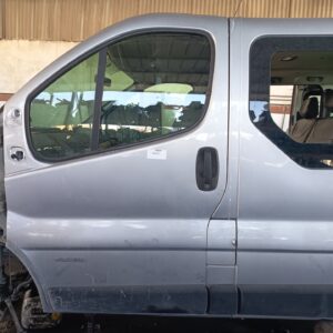 PUERTA DELANTERA IZQUIERDA 131350