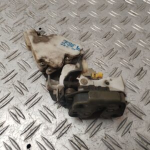 CERRADURA PUERTA TRASERA IZQUIERDA 132142