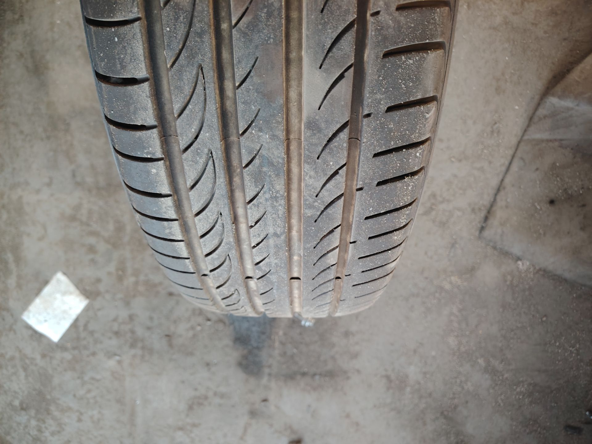 JUEGO LLANTAS 132365