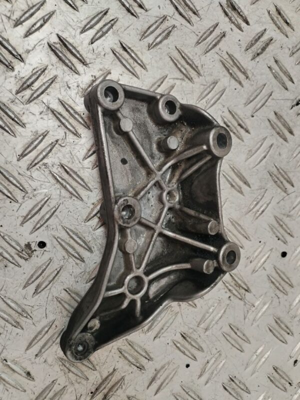 SOPORTE MOTOR 132234
