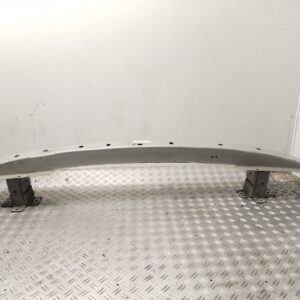 REFUERZO PARAGOLPES DELANTERO 131597