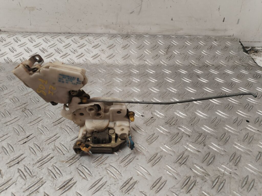 CERRADURA PUERTA DELANTERA IZQUIERDA 132139
