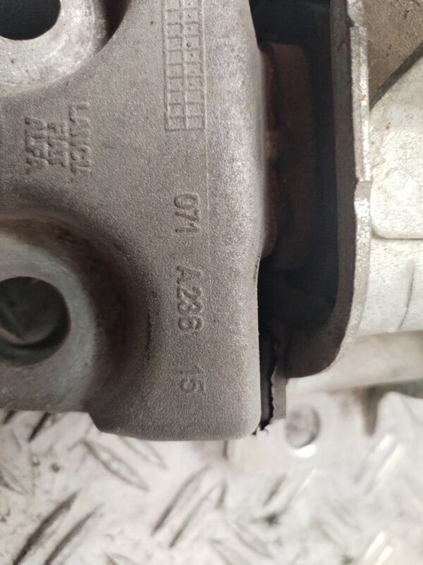 SOPORTE CAMBIO 131790