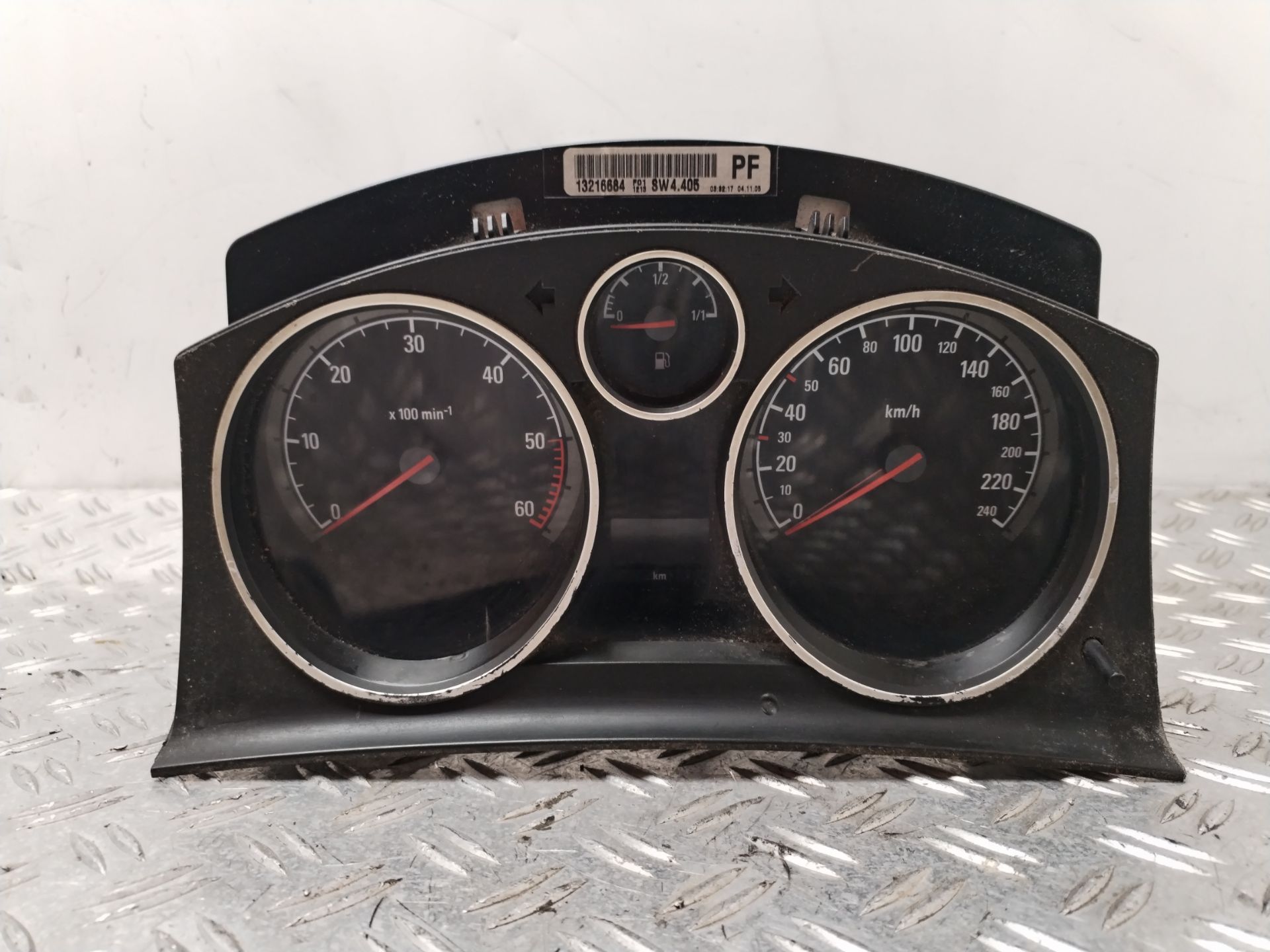 CUADRO INSTRUMENTOS 131480