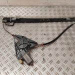 ELEVALUNAS DELANTERO DERECHO 132089