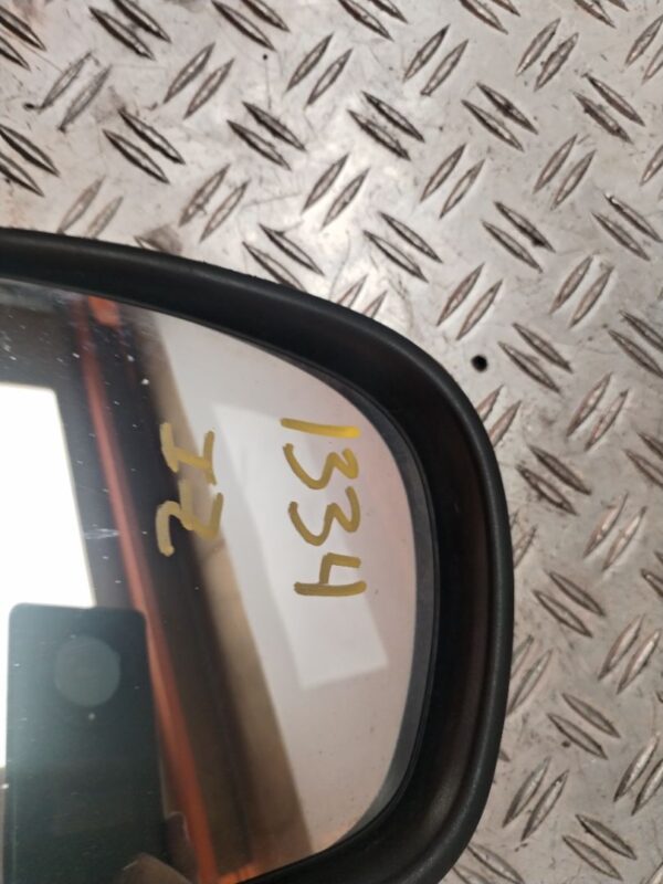 RETROVISOR IZQUIERDO 131385