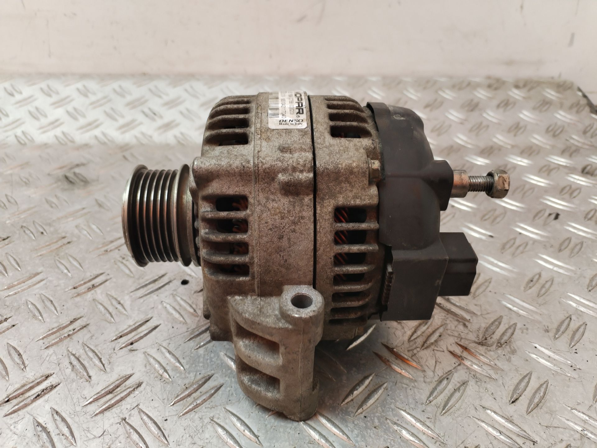 ALTERNADOR 131728