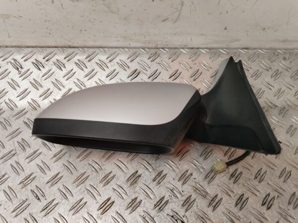 RETROVISOR IZQUIERDO 132601